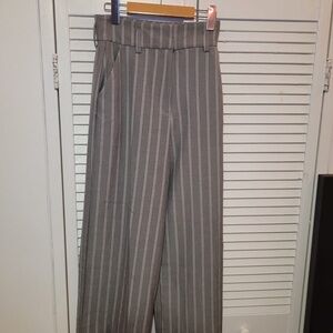 H&M Gray Pinstripe Women's Trousers